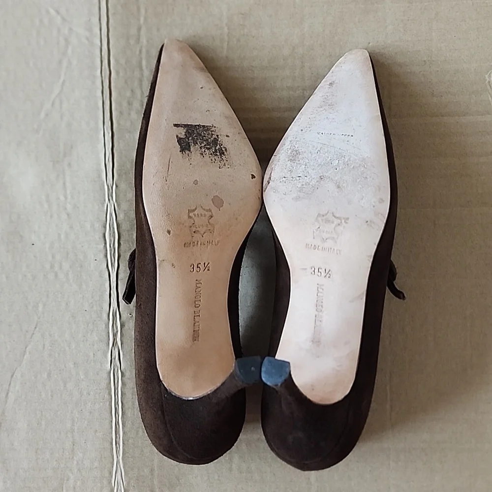 Manolo Blahnik brown suede double strap pumps-35.5 - Picture 7 of 8